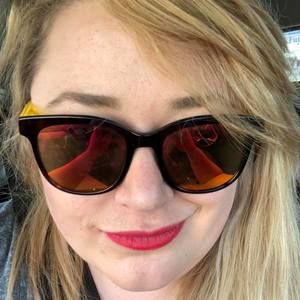 Meet your Posher, Leah